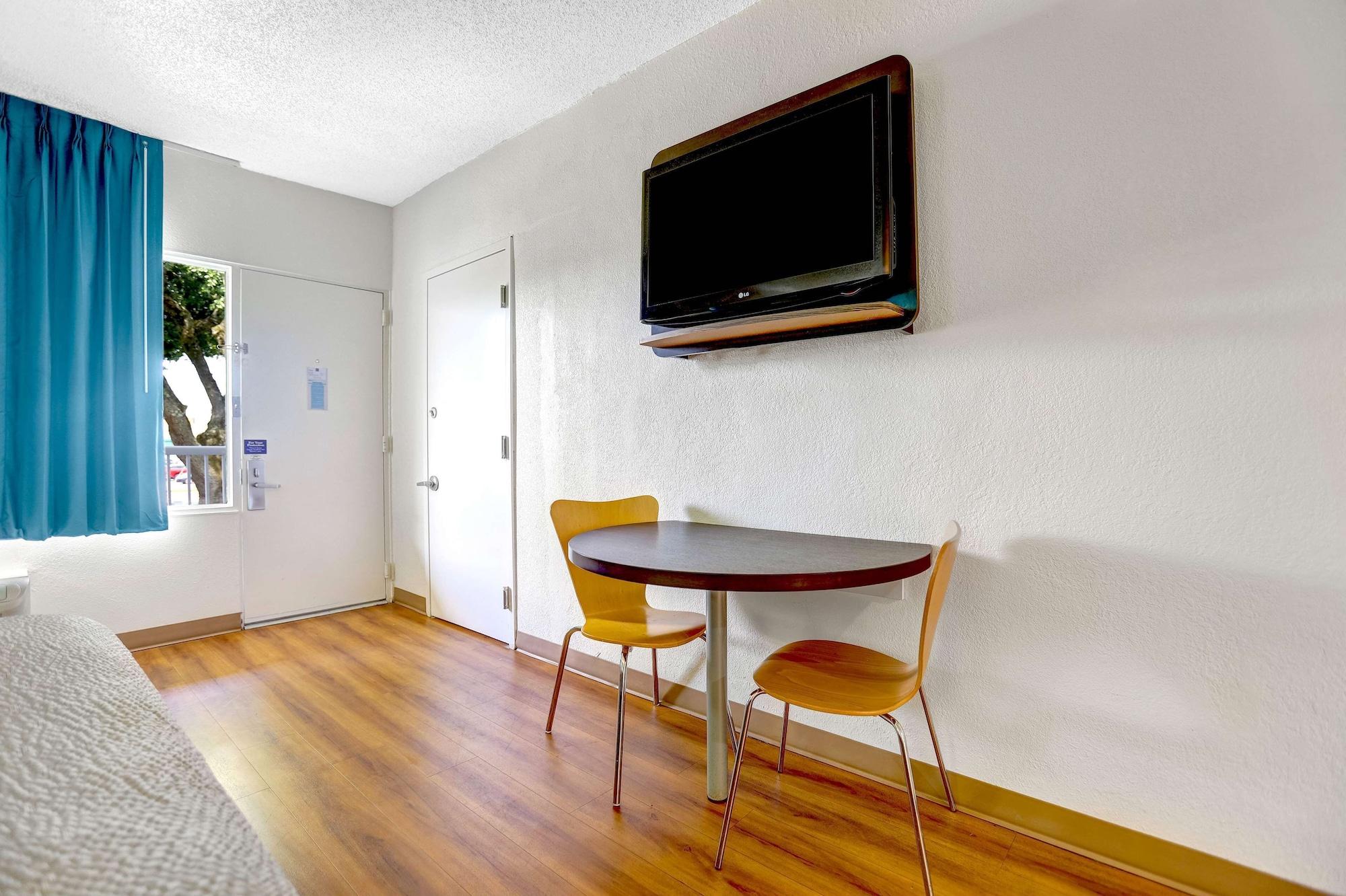 Motel 6-Jacksonville, Nc Exterior photo